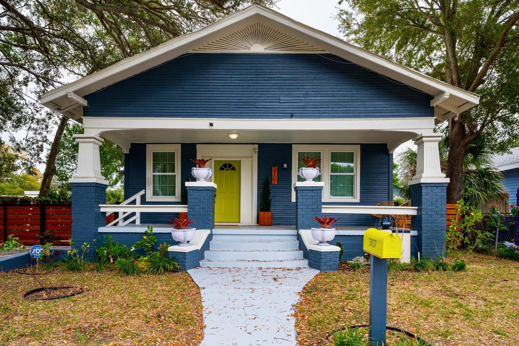 The Green Door In Ybor Tampa Exteriér fotografie